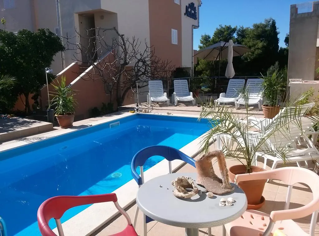 Apartments Villa Natali - Heating Pool Trogir 0*,  Kroatien