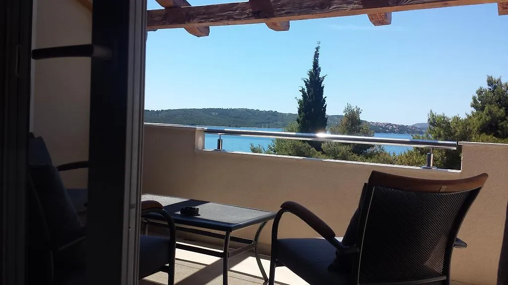 Apartments Villa Natali - Heating Pool Trogir