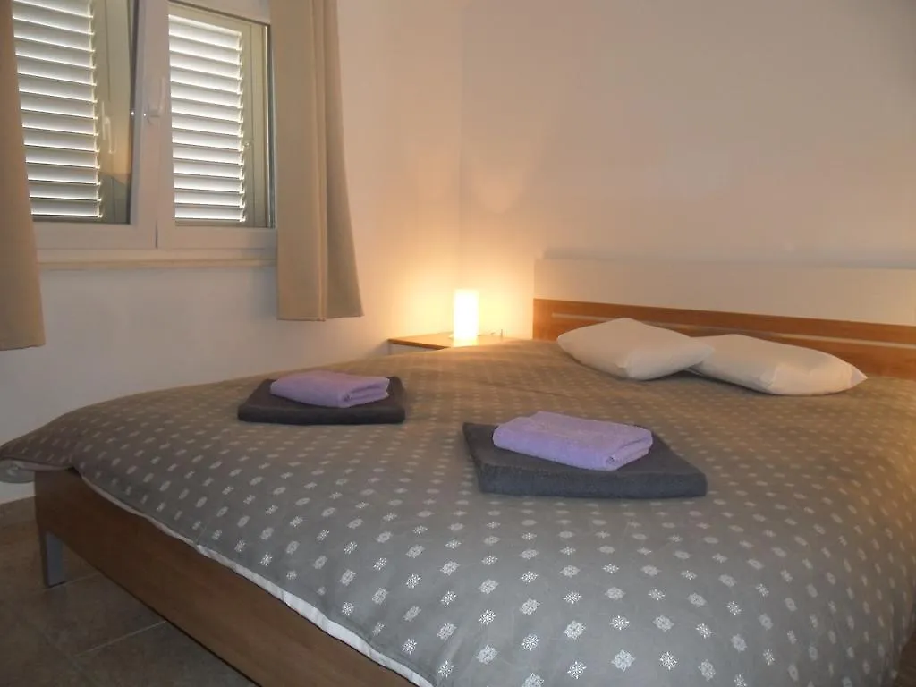 Apartments Villa Natali - Heating Pool Trogir