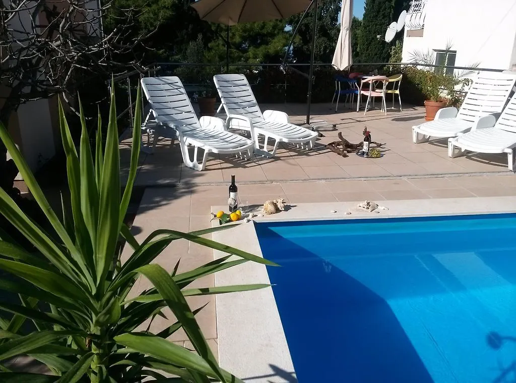 Apartments Villa Natali - Heating Pool Trogir