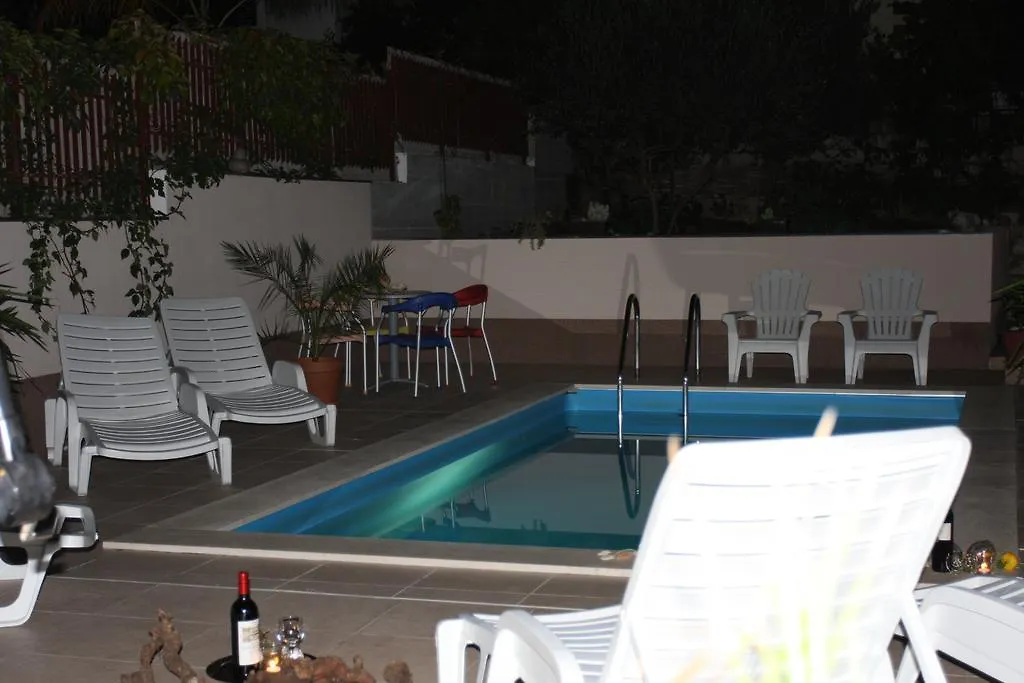Apartments Villa Natali - Heating Pool Trogir Chorwacja